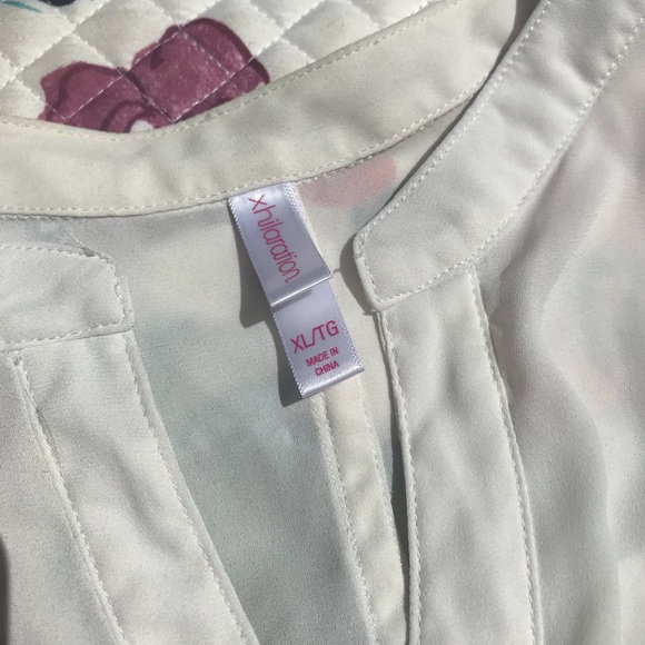 Xhilaration XL Cream Blouse - Picture 3 of 7